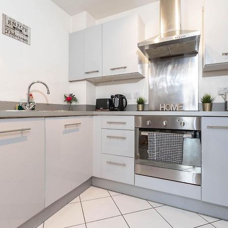 Birmingham City Centre - Luxury Apartment - Terrace - Next To Cube & Mailbox - Wifi - Smart Tv - Intercom Exterior photo